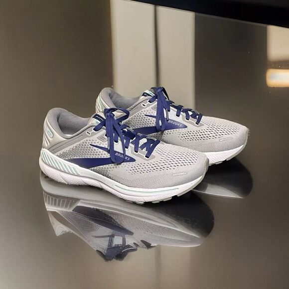 Brooks Adrenaline GTS 22 1203531B045 Women's Gray Running Shoes Size 10B - Picture 1 of 16